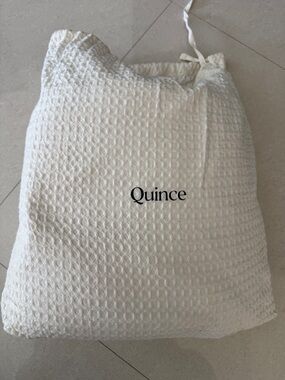 Quince Organic Luxe Honeycomb Duvet Cover Set Shams King / Cal King